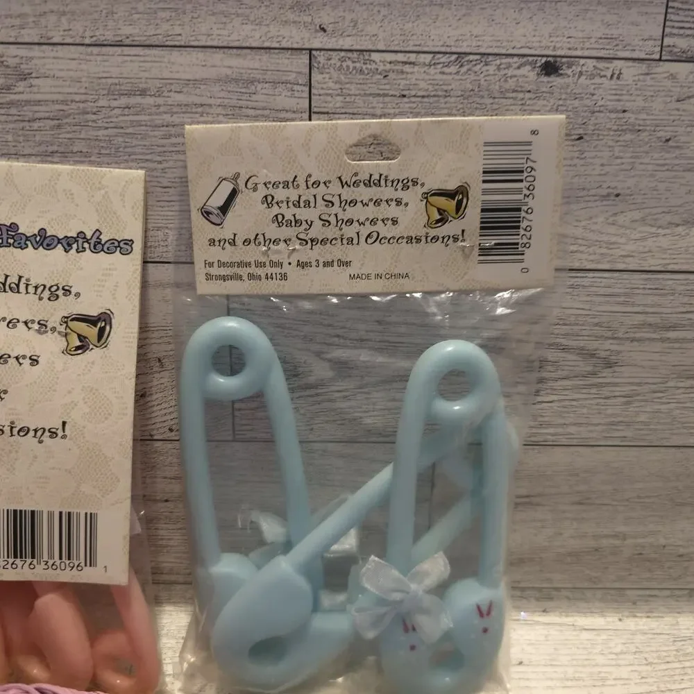 Vintage‎ Baby Shower Decor Plastic Diaper Pins Wicker Baby Shoes